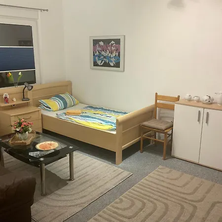 Homestay Singleroom Im Herzen Der Stadt